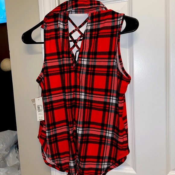 Flannel Pattern Tank - Picture 2 of 3